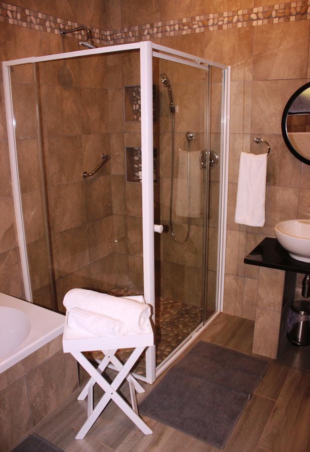 New Haven Guest house